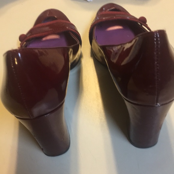 Shoes - Picture 3 of 5